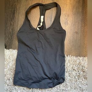Lululemon gray women’s tank size 6